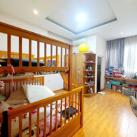 Cần Tiền,Bán Gấp, Giảm Thẳng 200 Triệu Chdv Giá Bán 4Tỷ688, 120M2,Tại Cư Xá Lữ Gia Gần Đh Bách Khoa