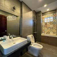 Cho Thuê Nguyên Căn Đường Võ Văn Tần Quận 3