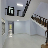 Cần Bán Gấp Nhà Cũ Lũy Bán Bích - 3 Tầng - 5.2M X 18M - Hẻm Xe Tải 10M - Chỉ 6.3 Tỷ