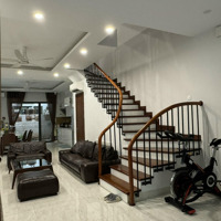 Chính Chủ Gửi Cho Thuê Btsl Hoàn Thiện Full Đồ Rời Tại Vinhomes Thăng Long