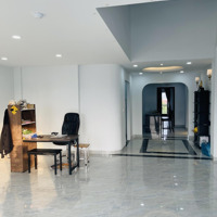 Cho Thuê 1 Tầng Chdv 90M2. Kết Hợp Vừa Ở + Kinh Doanh. Ngay Vạn Phúc City