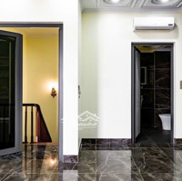Bán Nhà Mặt Phố Nguyễn Văn Hưởng, Long Biên Mặt Tiền 7M, 6 Tầng Thang Máy 2X Tỷ