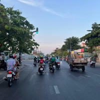 Bán Nhà Mặt Phố Thoại Ngọc Hầu, 13,6 Tỷ, 140M2, 10 Phòng Ngủ Mặt Tiền 12M, Giá Tốt, Uy Tín