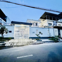 Cho Thuê Biệt Thựdiện Tích600M2 1 Triệuệt 1Lầu 4 Phòng Ngủ 4 Vệ Sinhsân Rộng Đậu 5-7 Chiếc Ôtô Khu Du Lịch Bến Xưa An Lộc
