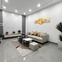 Bán Nhà Mới Tinh-Phố Việt Hưng-Gần Ngõ Oto Tránh-5 Tầng-Chỉ Loanh Quanh 5 Tỷ.