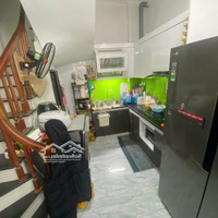 Bán Nhà Đường Vĩnh Tuy - 32M² X 5 Tầng - Ô Tô Đỗ Cửa