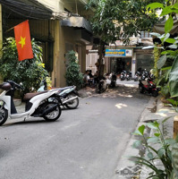Cho Thuê Tầng 1 & Tầng 2 Nhà Riêng Tại Phố Võ Văn Dũng, Đống Đa