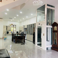 Cực Hot Biệt Thự Đẹpmặt Tiềnđường Ngô Quang Huy,P. Thảo Điền. Dt: 9X22.5 (3 Tầng Thang Máy) Chỉ 65 Tỷ