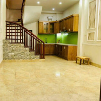 Pháo Đài Láng- Diện Tích 31/35 M2, 5 Tầng, Mặt Tiền 4M, Giá 7,7 Tỉ