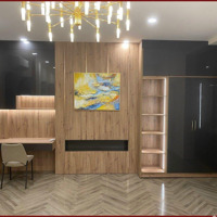 Nhà Rẻ Đẹp Long Lanh 6.4 X 18M 1 Trệt 3 Lầu Võ Thị Sáu Trung Tâm Q1 Tp.hcm