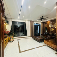 Bt Siêu Hiếm Ở Tây Mỗ. 220M2, 3T,Mặt Tiền11M. Hàng Xóm Là Các Đại Gia, Nơi Ở Đẳng Cấp Thượng Lưu