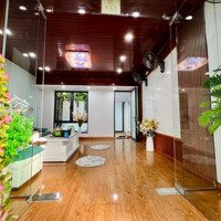 Mặt Phố Đê La Thành-Đống Đa, Lô Góc,Ô Tô Tránh, Kinh Doanh Sầm Uất, 75M,Mặt Tiền4.5M. 24Tỷ8