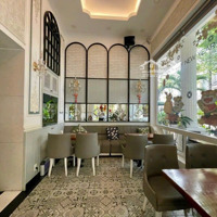 Bán Nhà Phố Góc 2 Mặt Tiền Bùi Bằng Đoàn, Phú Mỹ Hưng, Quận 7