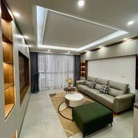 Siêu Hiếm, Căn Nhà Có 102 Ở Hoàng Quốc Việt, Cầu Giấy. 55M2 X 8 Tầng Mới, Thang Máy, Ô Tô Vào Nhà.