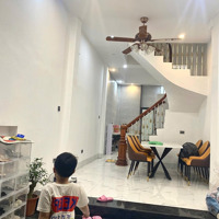 Cho Thuê Nhà 37M2 5 Tầng 6Phòng 3Vs 13 Triệu Gần Hồ Tây, Phố Cổ, Bênh Viện, Chợ