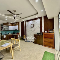 Hiếm, Bán Nhà Trung Kính, 44M2, Dân Xây Chắc Chắn, Nhiều Lối Vào, Giá Chỉ 8.8 Tỷ (Thương Lượng)
