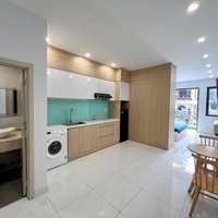 Cho Thuê Chdv Rộng Tách Bếp Xát Vòng Xoay Trung Sơn, Cạnh Dương Bá Trạc Q8, Thuận Tiện Đi Q4 Q7 Q1