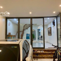 Bán Nhà Phân Lô Hoàng Quốc Việt - 68M Lô Góc - Oto Ngủ Trong Nhà - Nội Thất Đẹp - An Sinh