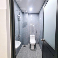 Bán Nhà Gác Đúc Kiệt Ô Tô Trần Đình Nam, Ô Tô Đậu Tận Cửa, 3 Phòng Ngủ Gần Chợ, Gần Trường Học