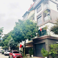 Bán 2 Lô Đất Cạnh Nhau Tại Khu Đấu Giá Kim Quan - Việt Hưng,Lb
Diện Tích: 84M2, Mt: 5M Giá: 20,7 Tỷ
