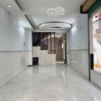 Siêu Phẩm - Dạ Nam Gần Cầu Chữ Y - Q8