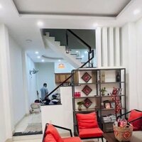 VỊ TRÍ ĐẮC ĐỊA NGAY PHƯỜNG 4 GV ,4TẦNG,62M2, NGUYỄN THÁI SƠN NHỈNH 6TỶ