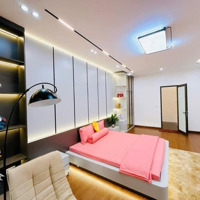 Bán Nhà Xuân La - Tây Hồ 33M2 X 5T Giá Bán 6.7 Tỷ Gần Phố, Gần Ô Tô, Vài Phút Đi Bộ Ra Hồ Tây .