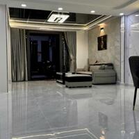 Nhà sang trọng dt khủng 5,3mx19m nội thất cao cấp phan văn hớn ngay tham lương q12