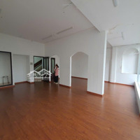 Cho Thuê Nhà Mặt Tiền Bàu Cát 1 - P14 - Quận Tân Bình -Diện Tích8 X 26M - 3 Lầu