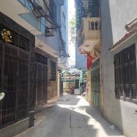 Đại Mỗ, 40M2 4 Tầng, Nhà Đẹp Dân Xây Kiên Cố, Ngõ Rộng Nông Thoáng, Ô Tô Gần. Dân Trí Tốt