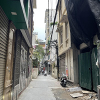 Bán Nhà Ngõ 535 Lạc Long Quân. Diện Tích: 50M2(Mt5X10).100M Sang Hồ Tây.sổ Đỏ Cc.giá:11 Tỷ. Liên Hệ:0978555775