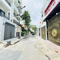 Nhà Đẹp Sát Ql13- Cafe Lộc Vừng, Cổng Đinh Thị Thi Vạn Phúc City, Đường Thông Xe Tải. Shr