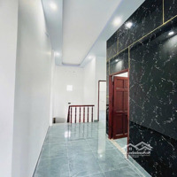 Nhà Mới Xây, Ngay Ủy Ban Xã Qui Đức (5,2 X 16)M 1 Lầu 3,9 Tỷ. Đường Nhựa Khu Phân Lô