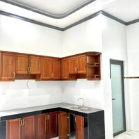 bán nhà mái thái mới xây phường phú tân , bến tre