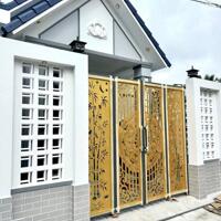 bán nhà mái thái mới xây phường phú tân , bến tre