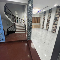 Nhà Biệt Thự 4 Phòng Ngủ 3 Vệ Sinhtại Kdc Ven Sông Sadeco, Giá Ưu Đãi 22 Tỷ, 126M2