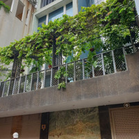 Bán Siêu Phẩm Căn Nhà Hàng Hiếm Tại Phố Hoa Bằng