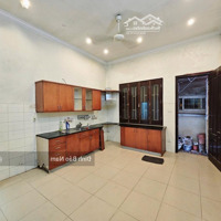 Nguyễn Chí Thanh Khu Phân Lô 42M2 5T Ô Tô 7 Chỗ Vào Nhà Thoải Mái Nhà Ngay Sát Phố 6 Ngủ Sổ Vuông