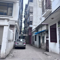 Lạc Long Quân 50M, 6 Tầng, Thang Máy, Ô Tô Kinh Doanh 11.5 Tỷ.
Nhà Xây 6 Tầng Kiên Cố, Thang