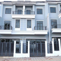 Tôi Chủ Không Tiếp Cò, Bán Gấp 130M2 Nhà 1 Trệt 2 Lầu Cuối Bình Dương - Đầu Bình Phước