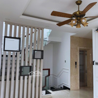 Cho Thuê Nhà Ngay Đảo Kim Cương, 70 Triệu, 162 M2, Bình Trưng Tây, Quận 2, Hcm Chỉ Với Giá Cực Chất
