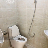 Cho Thuê Nhà Trệt + Tầng 1 + Hầm 65 Triệu/Tháng, Thang Máy, Máy Lạnh, Nhà Đẹp, Đường To, Nội Thất Đẹp