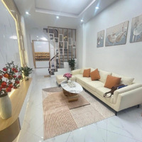 Siêu Hiếm 43M2 Mà Chỉ 7,05 Tỷ Vẫn Còn Thương Lượng, Nhà 4 Tầng Full Nội Thất Tại Hoàng Mai.