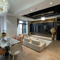 Bán Căn Hộ Chung Cư Tại Vinhomes Royal City Diện Tích 165M2 3 Phòng Ngủgiá Bán 14,5 Tỷ.