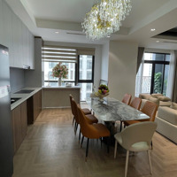 Bán Căn Hộ Chung Cư Tại Vinhomes Royal City Diện Tích 165M2 3 Phòng Ngủgiá Bán 14,5 Tỷ.