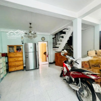Nhà Kiên Cố Ngay Chợ Thủ Đức, Gần Phạm Văn Đồng, Trệt Lầu Hoàn Công, Giá Tốt