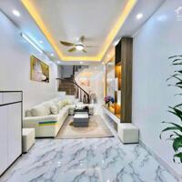 Bán nhà phố Trương Định, Hai Bà Trưng 35m, 4 tầng. Giá: 8.6 tỷ. LH: 0937158386