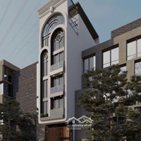Siêu Phẩm 140M Hai Bà Trưng - Mặt Phố Vip - Nhà Mới 9 Tầng - Giá Nhỉnh 70 Tỷ