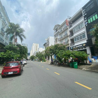 Cần Bán Nhà Phố Hưng Gia 2, Phú Mỹ Hưng, Q7