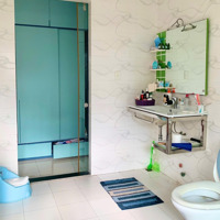 Hvl Nc - Cho Thuê Biệt Thự 300M2 Kdc Liên Phường Q9